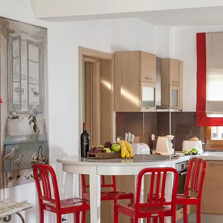 Villa Sleeps 8 Pool Air Con Wifi Dassia (Corfu)