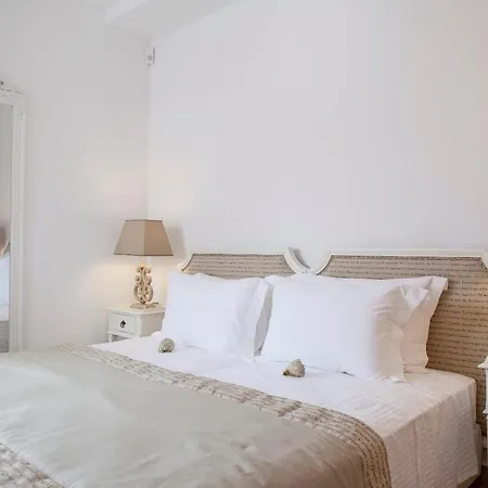 Sleeps 8 Pool Air Con Wifi Dassia (Corfu)
