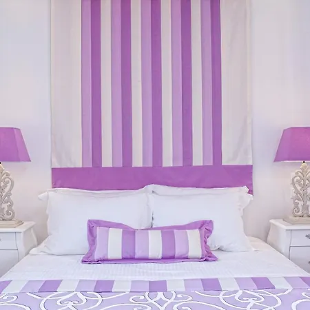Sleeps 8 Pool Air Con Wifi Villa